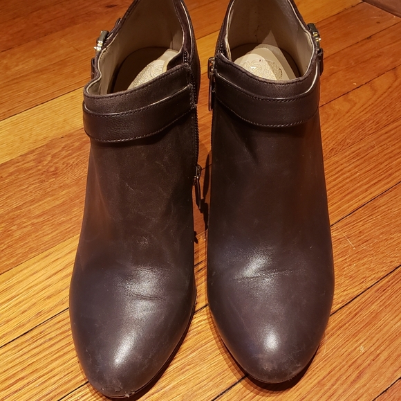 Vince Camuto Brown Ankle Booties - Picture 9 of 10